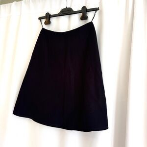 Louis Vuitton Uniformes Black Skirt - Size 34 (US 2)
